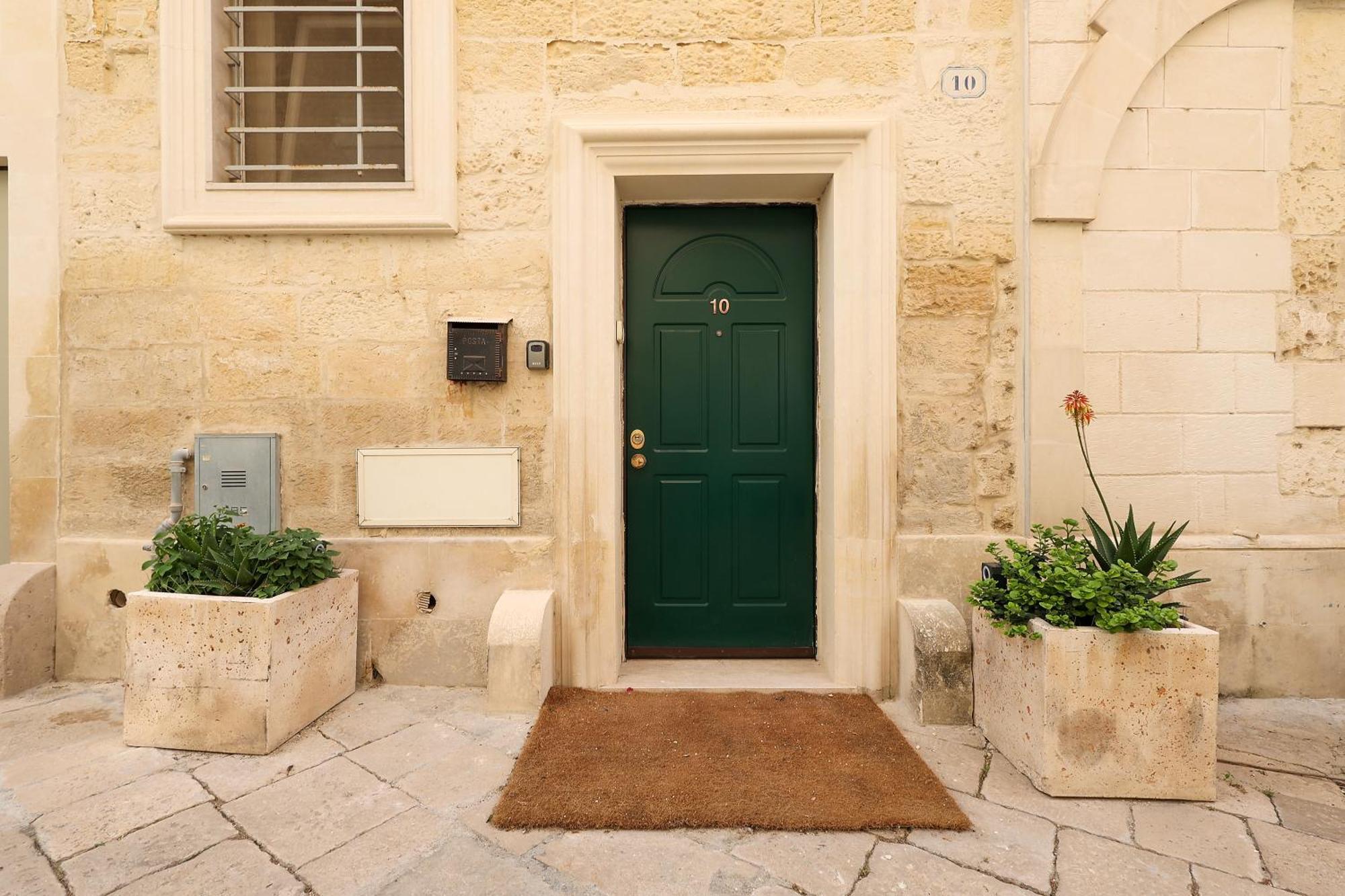 Goodstay La Suite 10 - Rooms - Lecce Exteriör bild